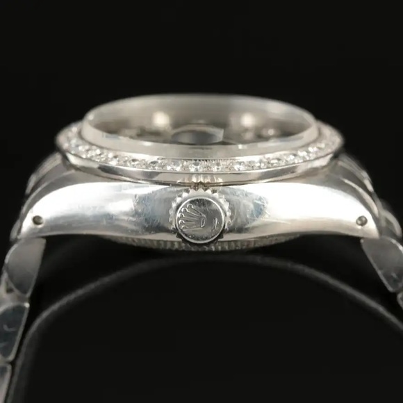 1981 Rolex Datejust Custom Diamond Dial and Bezel model # 6924 - Picture 5 of 10